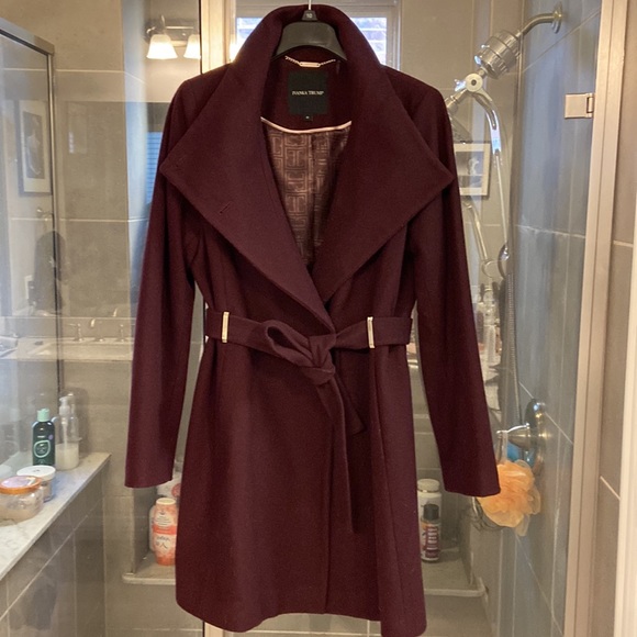 Ivanka Trump Belted Burgundy Wool Coat size 10 - Picture 3 of 5